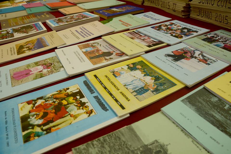 La Biblioteca IDECA hizo una donación de sus publicaciones al CENDOC Puno