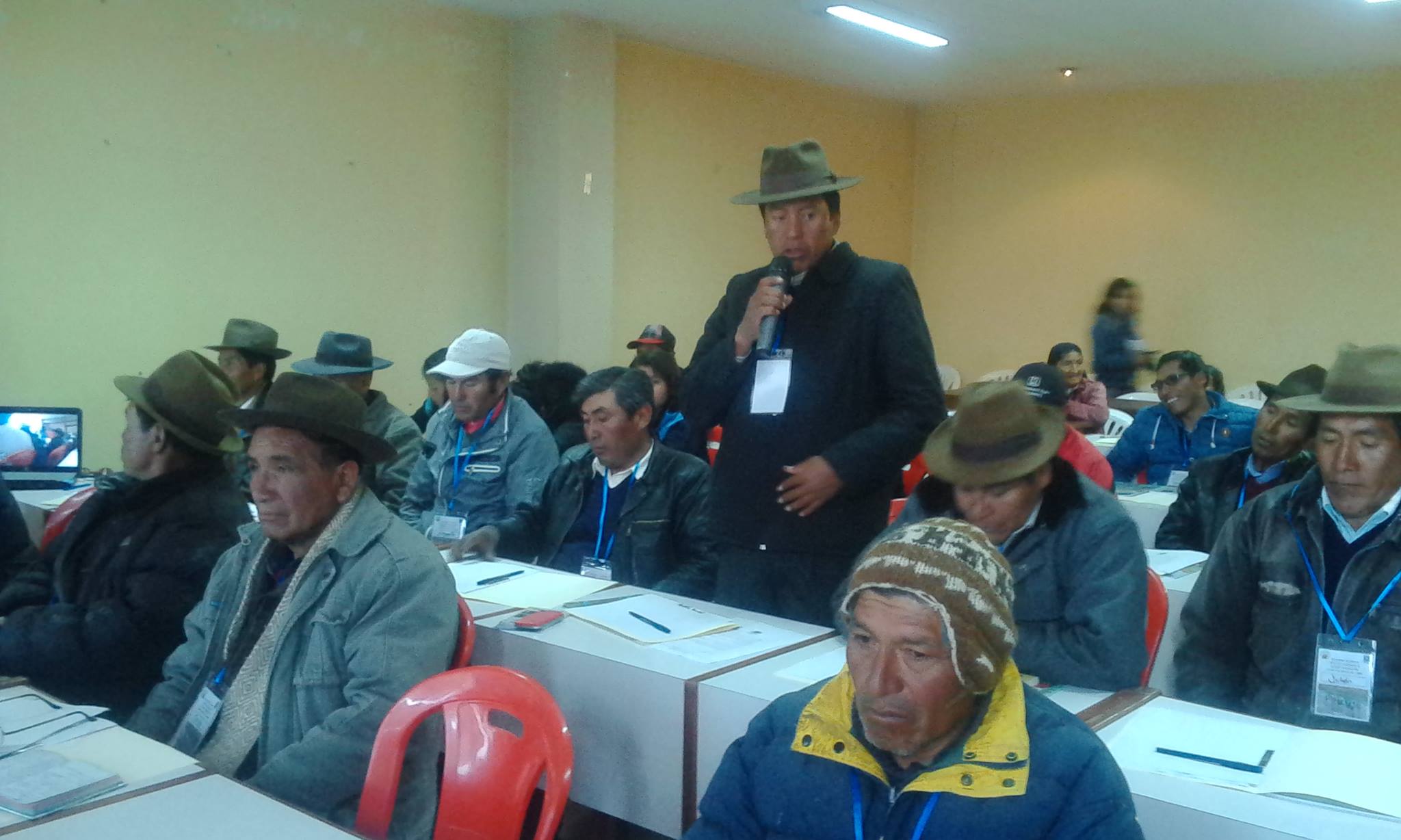 Contaminación minera y monitoreo ambiental comunitario: Intercambio de experiencias de los presidentes de las comunidades del distrito de Huacullani (Puno) y pobladores de Espinar (Cusco)