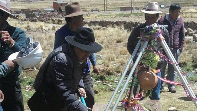 Aymaras exigen transparencia en obras de Procoes